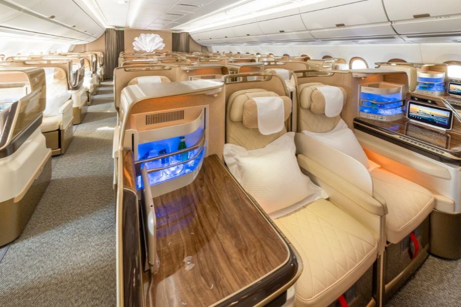 Emirates rolls out Starlink Wi-Fi and new seats in major cabin refresh Emirates rolls out Starlink Wi-Fi and new seats in major cabin refresh - emirates rolls