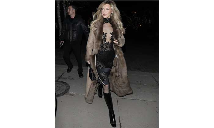 Bella Hadid in Archival Georges Chakra Couture Bella Hadid in Archival Georges Chakra Couture - bella hadid