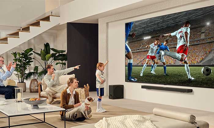 IT’S GAME TIME, LET’S GO! SCORE BIG WITH LG’S TV AND SOUNDBAR SYSTEMS AND BRING THE STADIUM HOME IT’S GAME TIME, LET’S GO! SCORE BIG WITH LG’S TV AND SOUNDBAR SYSTEMS AND BRING THE STADIUM HOME - game time