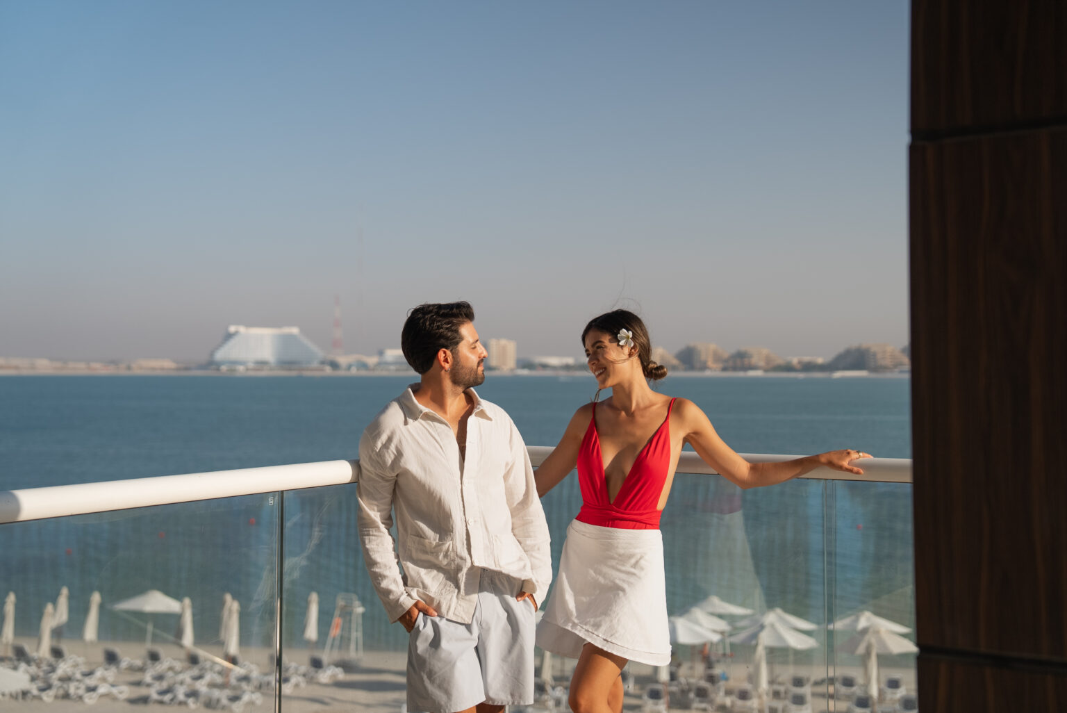 Get 40% off on all the room types in our flash sale at Radisson Resort Ras Al Khaimah, Marjan Island!
